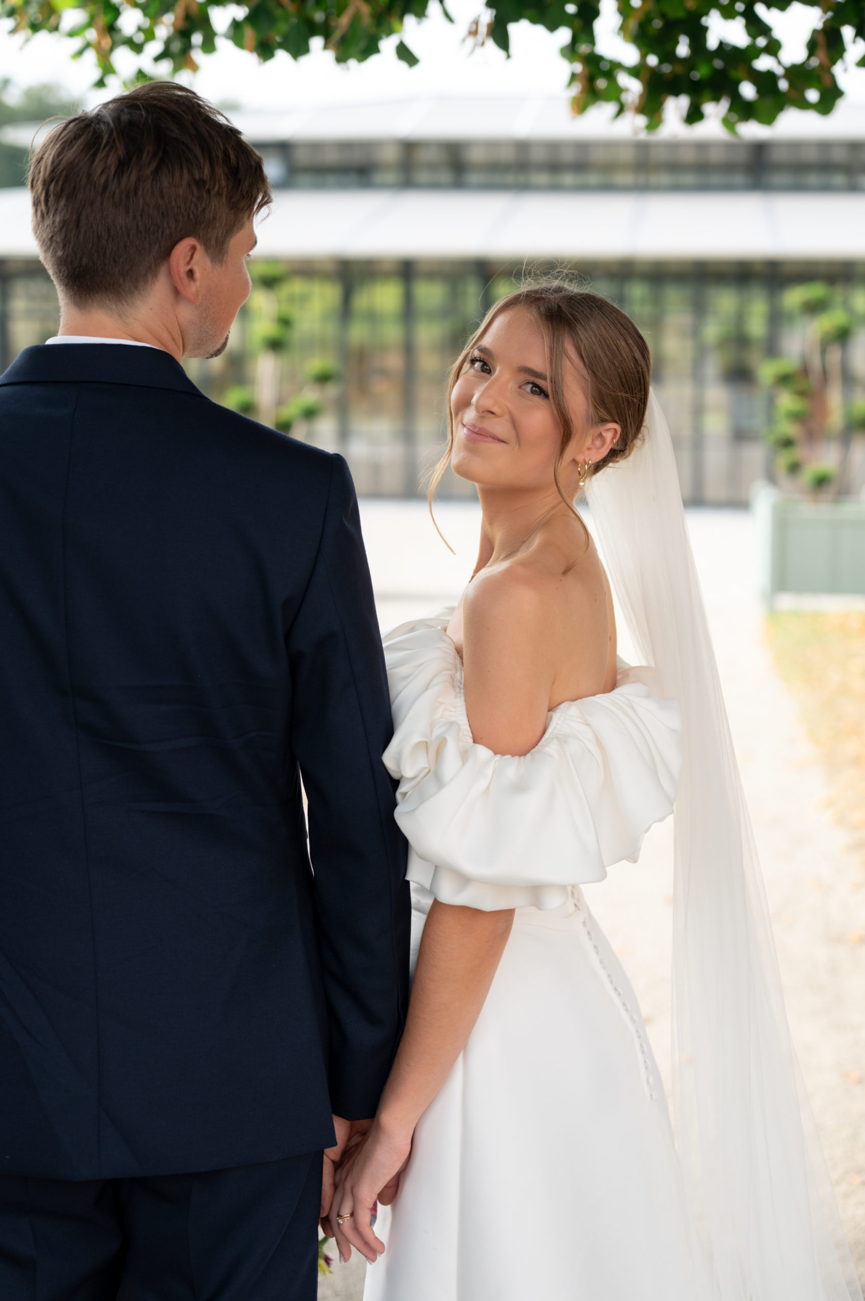 bride and groom dancing on their wedding day during their photo session in provence saint tropez